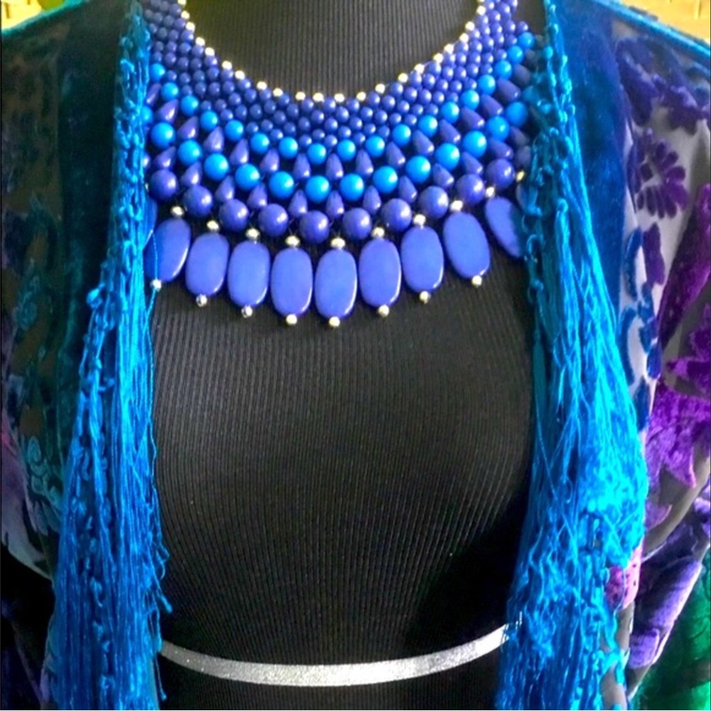 💖See New Listing💖   💙🌸  Blue Statement Bib Necklace  🌸💙New💙🌸 - Picture 8 of 11